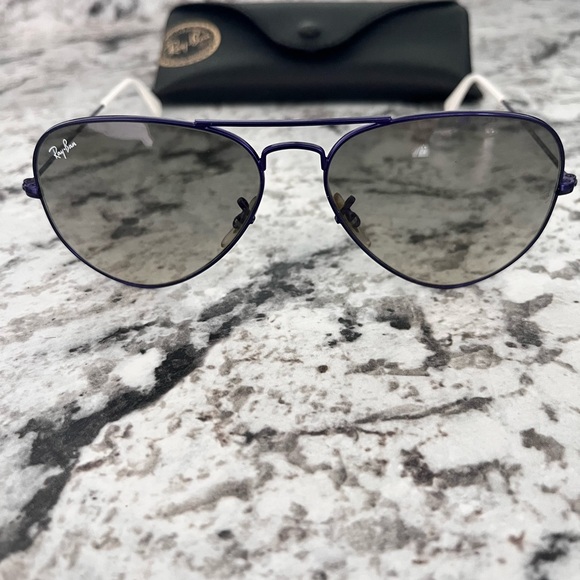 Ray-Ban Aviator Sunglasses - Blue Frame - Picture 6 of 8